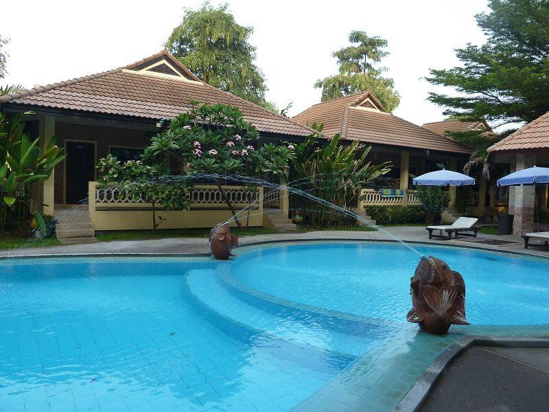 In october 2012, we bought a property opposite the house isabella (previously known as the * villa badnerland / ksc fan club) between soi 16/2 and soi 18, soi wongamat / naklua. 57 Hq Images Haus Isabella Pattaya Pink Ist Die Farbe Der Nachstenliebe Pattaya Blatt 24ihomeopathichealthcare