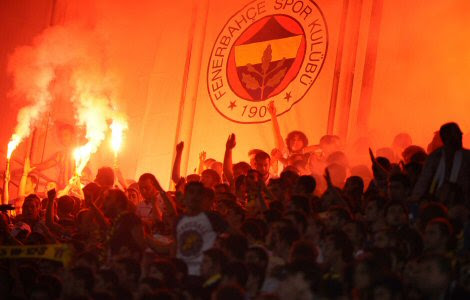 Maybe you would like to learn more about one of these? Uefa Neden Ceza Verdi Futbol