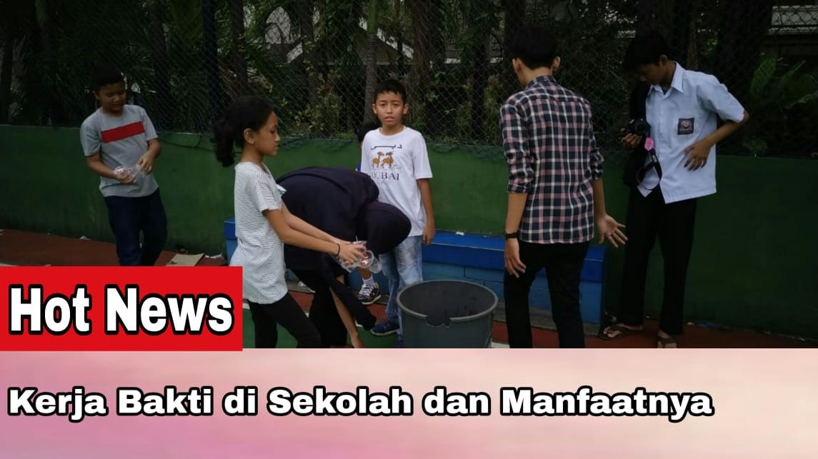 Itu dilakukannya karena di sekolah itu siswanya boleh mengenakan sarung dan tanpa memakai. Kerja Bakti Di Sekolah Dan Manfaatnya Homeschooling Indonesia Homeschooling Jakarta Sekolah Karakter Berkarakter