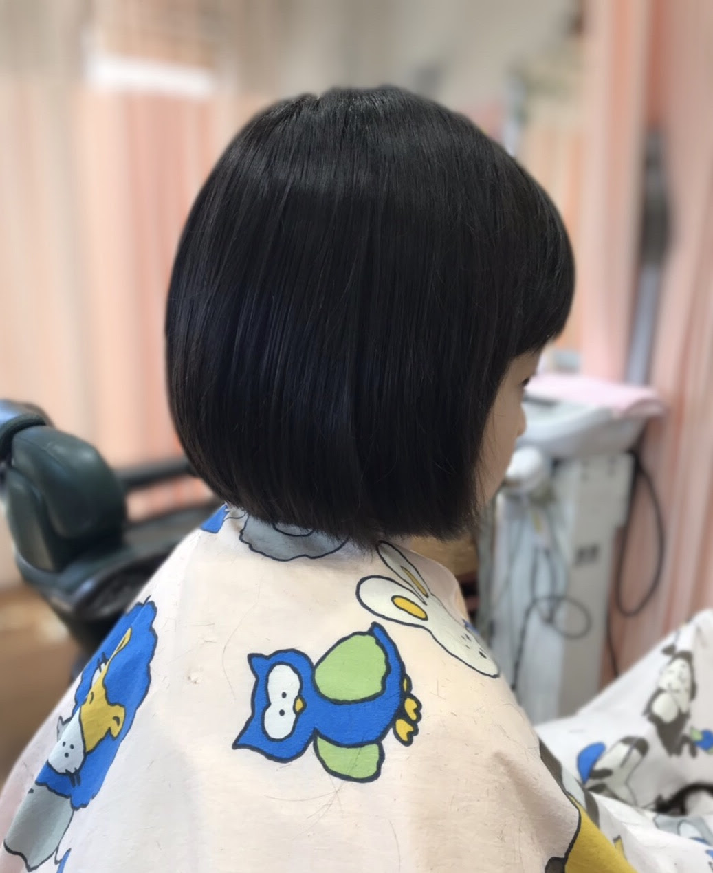 最高小学生 女の子 ボブ イラスト画像