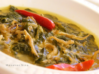 Masakan Nina: Sayur daun singkong teri medan