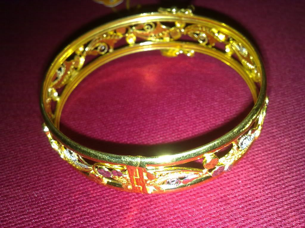 Jutawan Dunia Emas  Koleksi Gelang  Bangle Emas  916