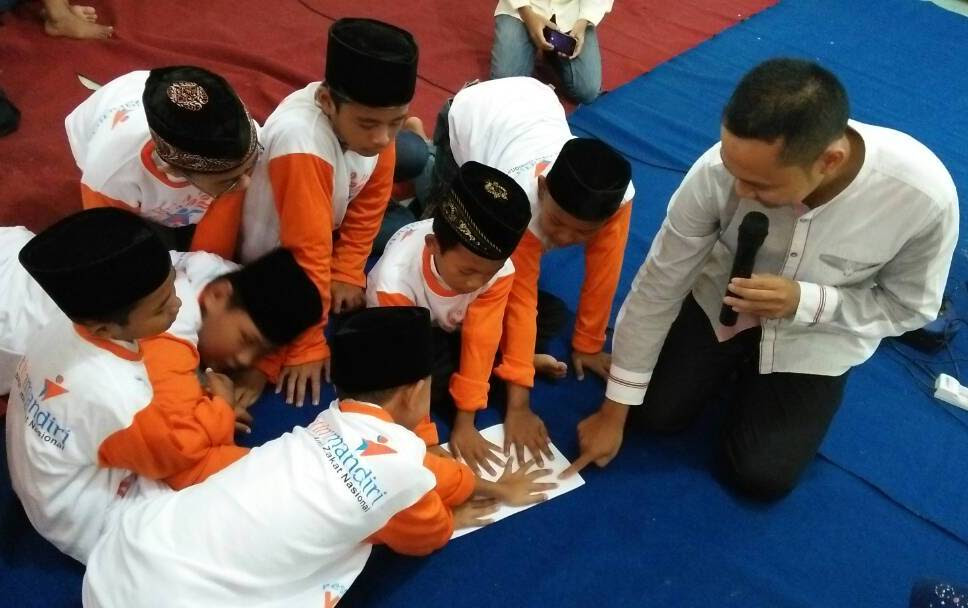 34 Terbaru Kata Motivasi Anak Yatim Piatu Kata Motivasi