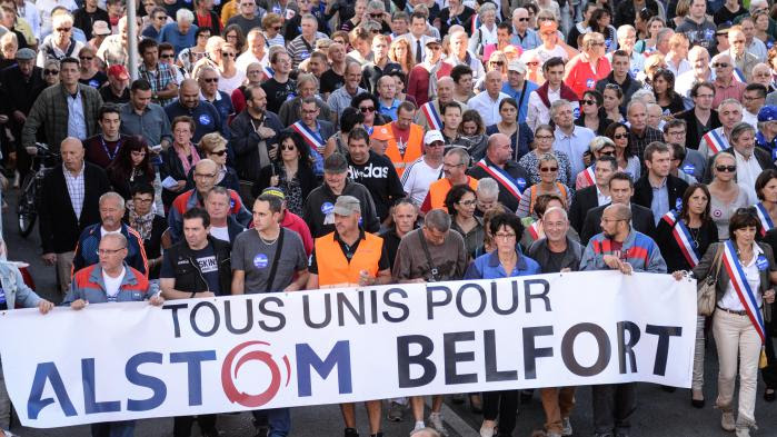 VIDEO. Des milliers de personnes défilent à Belfort contre la fermeture d'Alstom