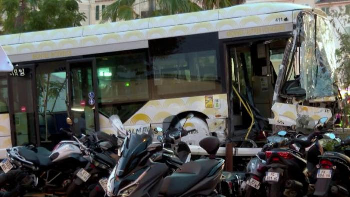 Cannes : une collision entre deux bus fait une trentaine de blessés