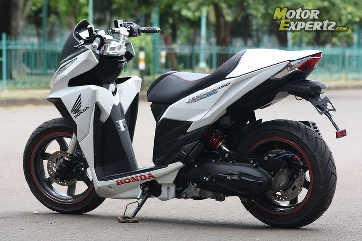 Modifikasi New Vario 125 Warna Hitam - Residence o