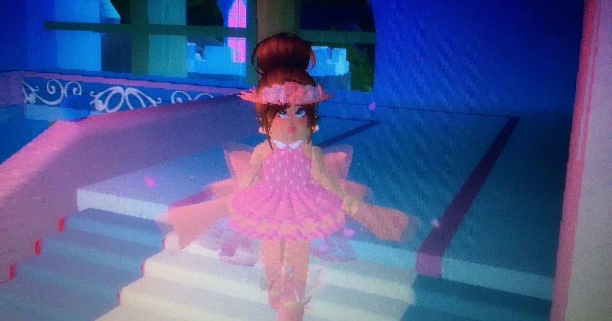 How To Get Free Dresses In Royale High - expensive roblox royale high outfits