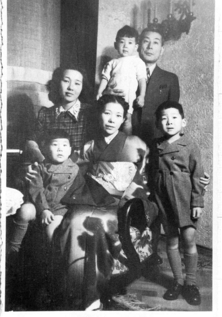 Chiune Sugihara e família