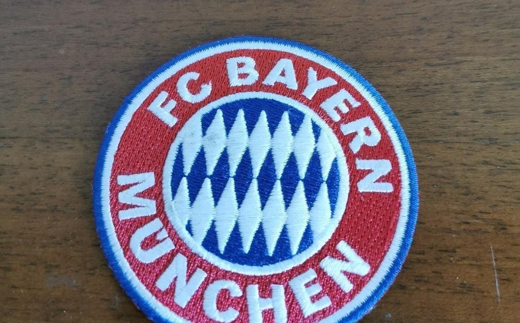 Fc Bayern Wappen - Fussball So Anderten Sich Die Wappen ...