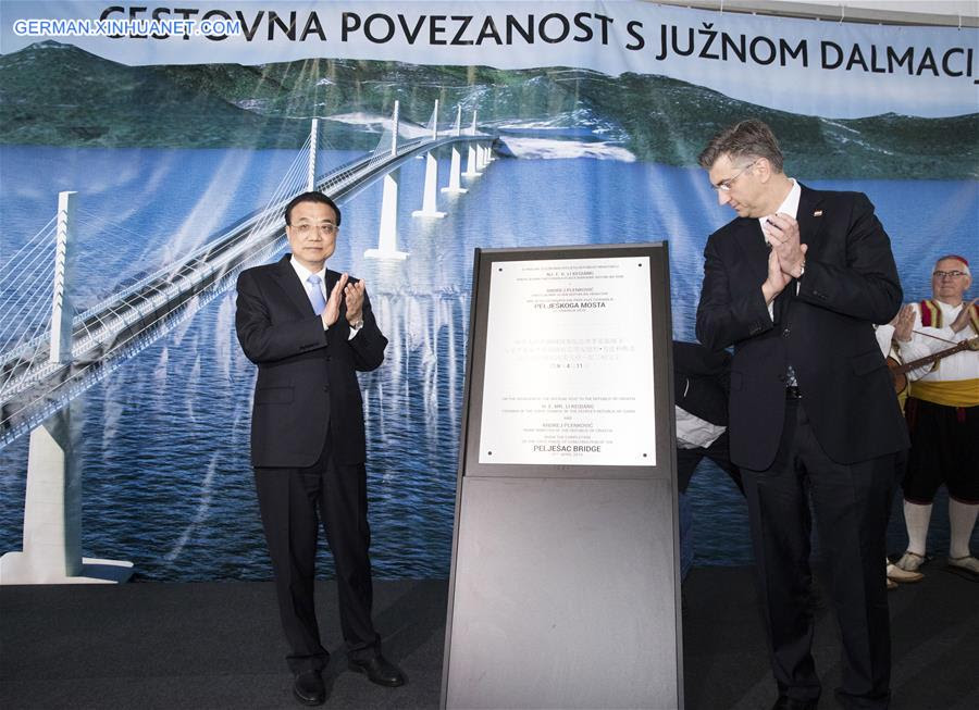 Es gibt noch keine umweltzonen, die für ausländische touristen von bedeutung sind. Li Keqiang Besucht Baustelle Der Peljesac Brucke Xinhua German Xinhuanet Com