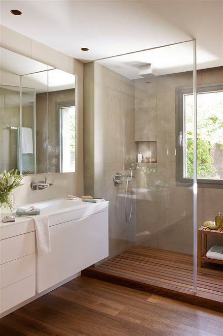 Plenty of bathroom remodeling ideas accommodate both children and adults in the design, so go ahead and have a little fun with yours! Remodeling Small Bathroom Ideas And Tips For You Decoholic
