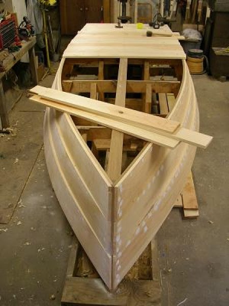 Stitch And Glue Boat Plan - simple row boat plans