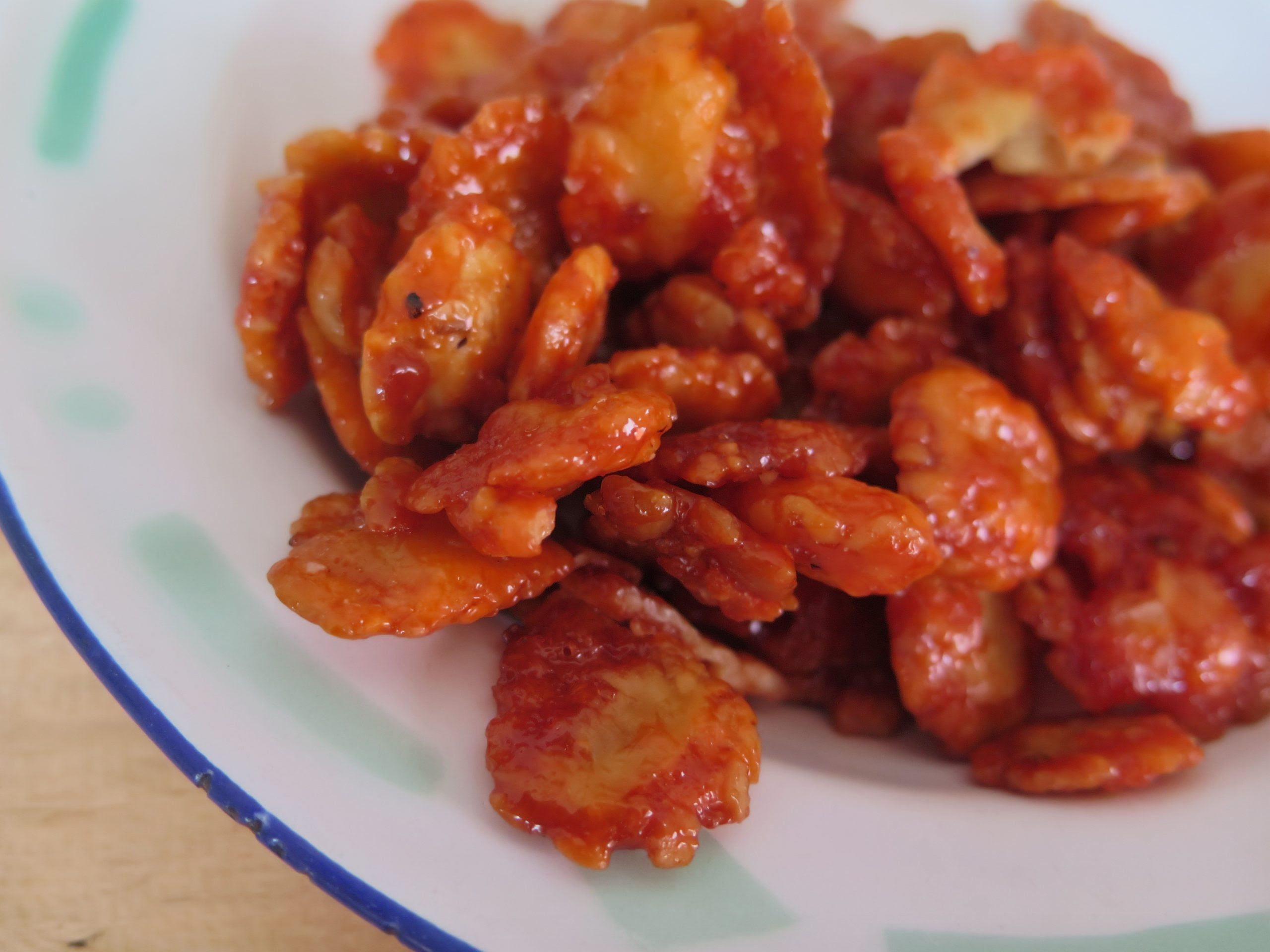 #keripik #blinjo #melinjo #emping #balado #krupukrujak #krupuktahu #empingbalado #krupukikan. Cara Membuat Emping Melinjo Manis Dan Pedas Dengan Mudah