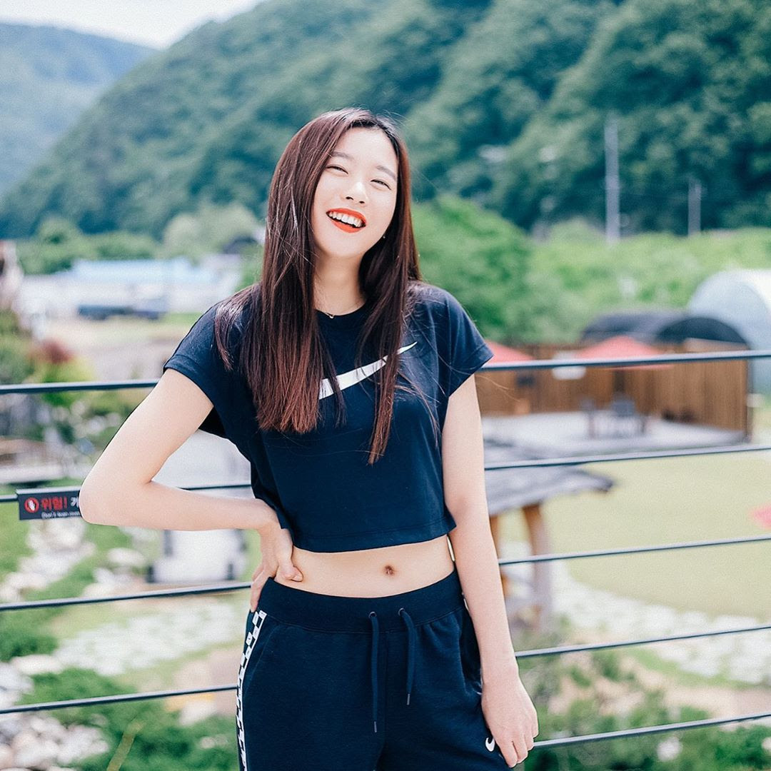 新着韓国 女子 ファッション 人気のファッション画像