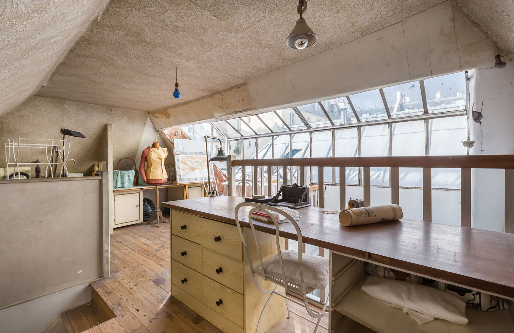 Amazing studio space for visual artists !!!!! 5 Paris Apartments For Sale With Art Connections