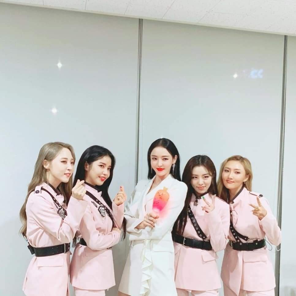 Subreddit dedicated to media about model and businesswoman lee hee eun. 190830 Lee Da Hee Ig Update With Mmm Mamamoo Amino