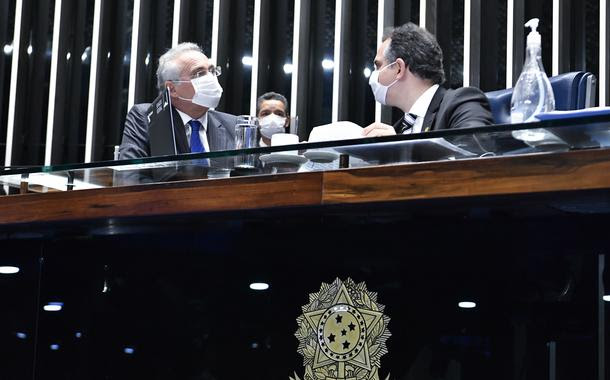 Renan Calheiros defende nome de Rodrigo Pacheco como vice de Lula