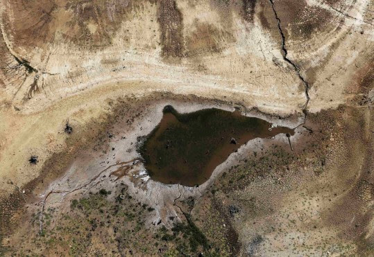 Foto aérea da represa Atibainha, parte do sistema Cantareira (Reuters)