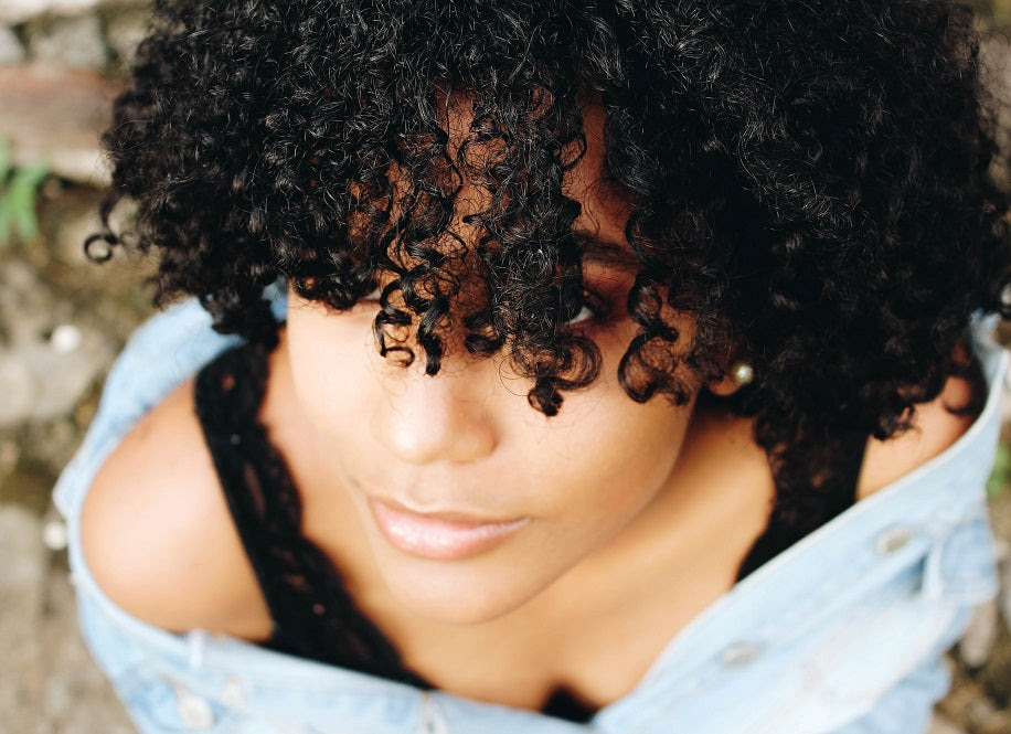 The black vanilla smoothie's mixture of butters and oils are great for taming frizz and. 6 Tips For Moisturizing Naturally Curly Low Porosity Hair Roots To Curls