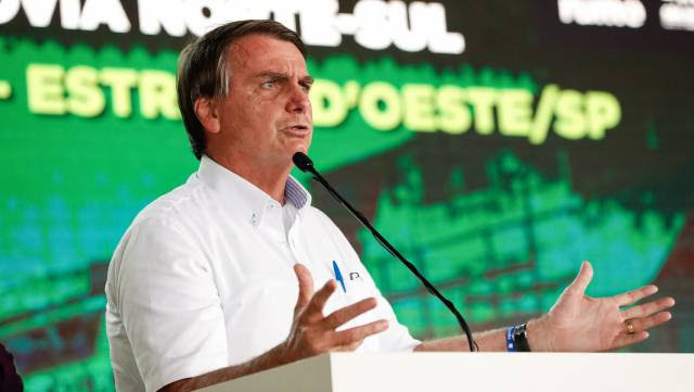 “Frescura e mimimi”: Bolsonaro repete tática da chacota para mobilizar radicais