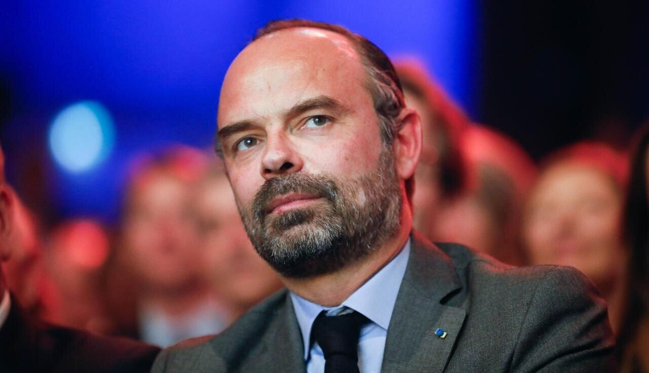 C'est une maladie, un vitiligo, sans gravité. Wauquiez Philippe Sarkozy La Barbe De Retour En Politique Le Parisien
