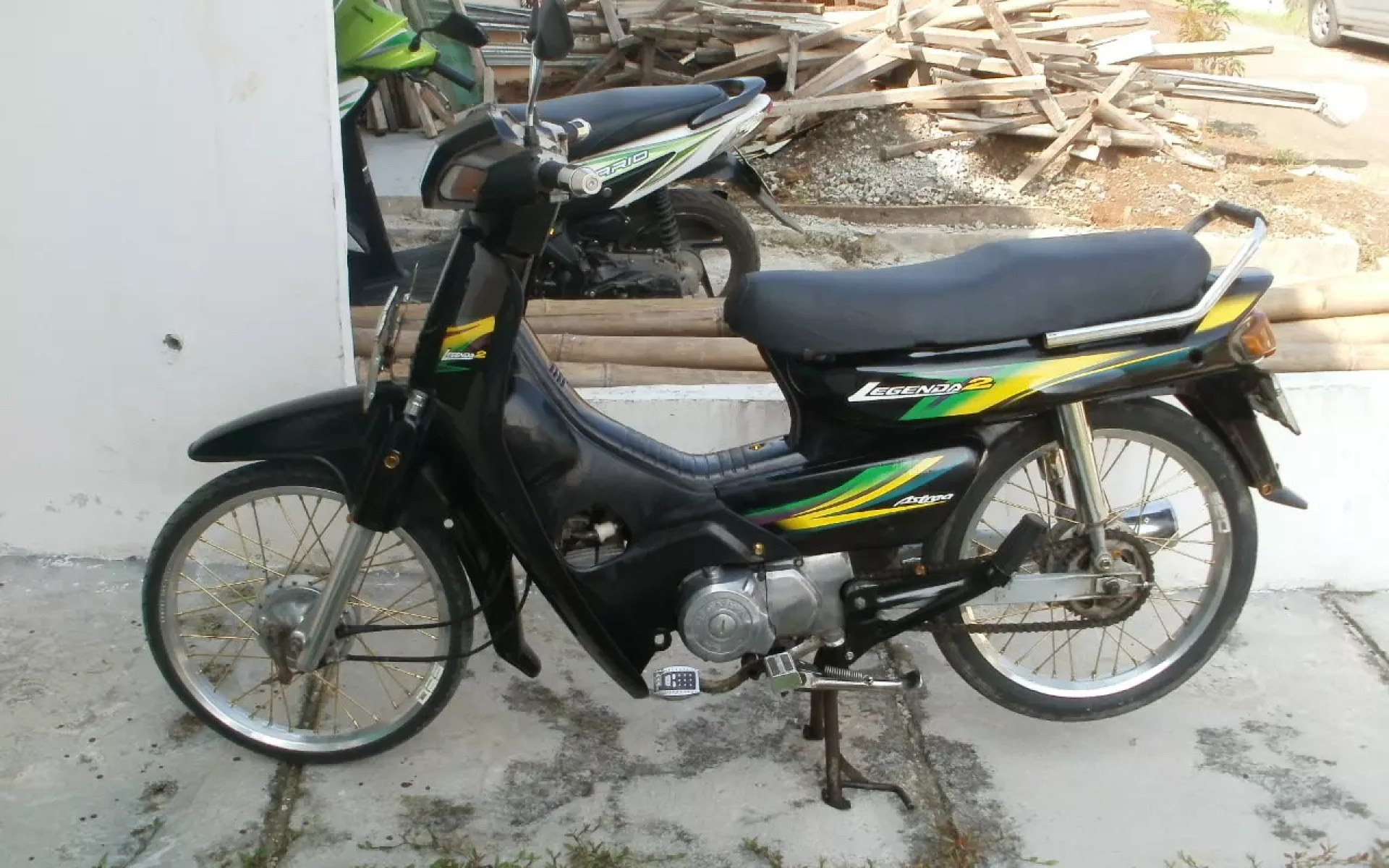 Gambar Modifikasi Legenda 2 Terlengkap - Modifikasi Motor