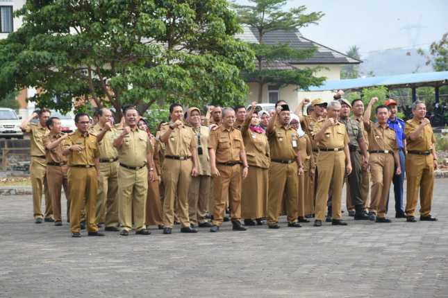 Loeongan Satpol Pp Kota Cirebon : Loeongan Satpol Pp Kota ...