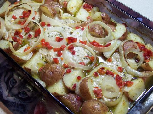 I have center cut pork chops with the bone in can i use that and if so how long do i leave them in the i bought really thin pork chops… maybe a quarter of an inch thick. Ranch Roasted Pork Chops Red Potatoes Recipe