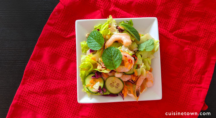 In a large bowl, add shrimp, herbs, and vegetables and drizzle sauce over. Spicy Thai Shrimp Salad Cuisinetown Com