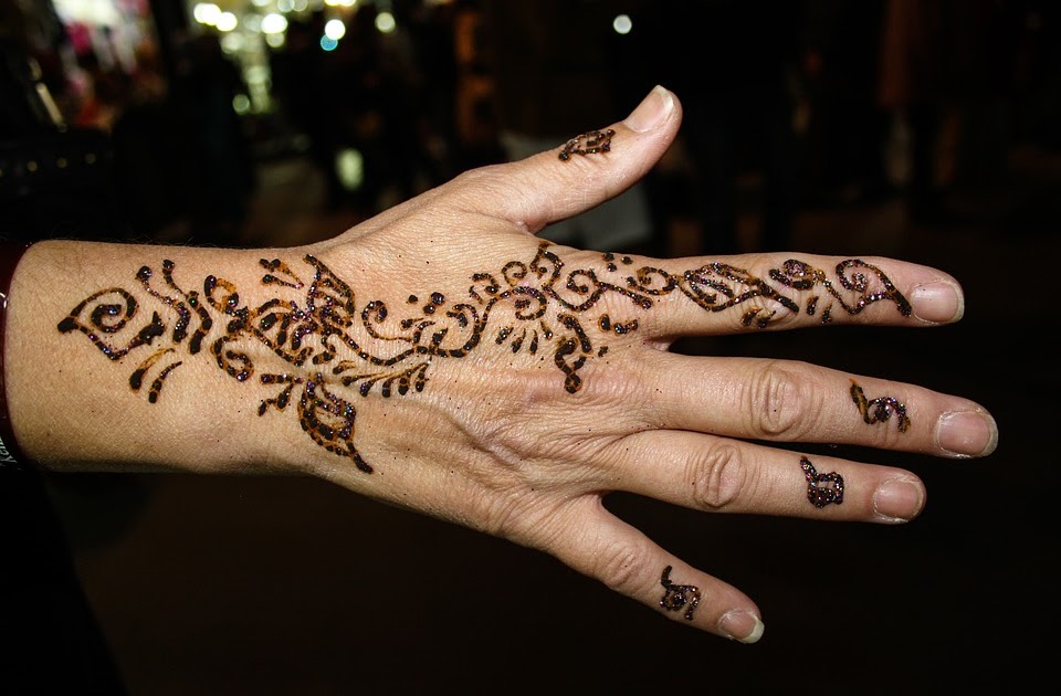 Gaya Terbaru Gambar Tato Keren Pake Henna Gambar Tato