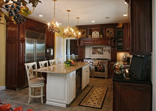 Living room, bedroom, dining room, patio Does My Island Have To Match My Cabinets And Countertops