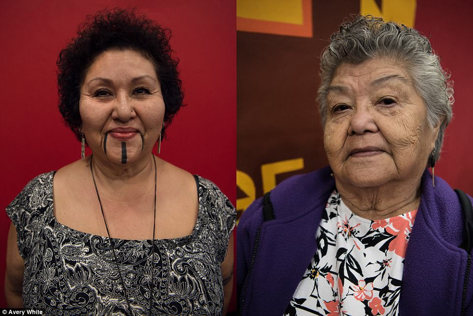 Tribe members Wanda Batchelor (left) and her mother Rose Batchelor (right)