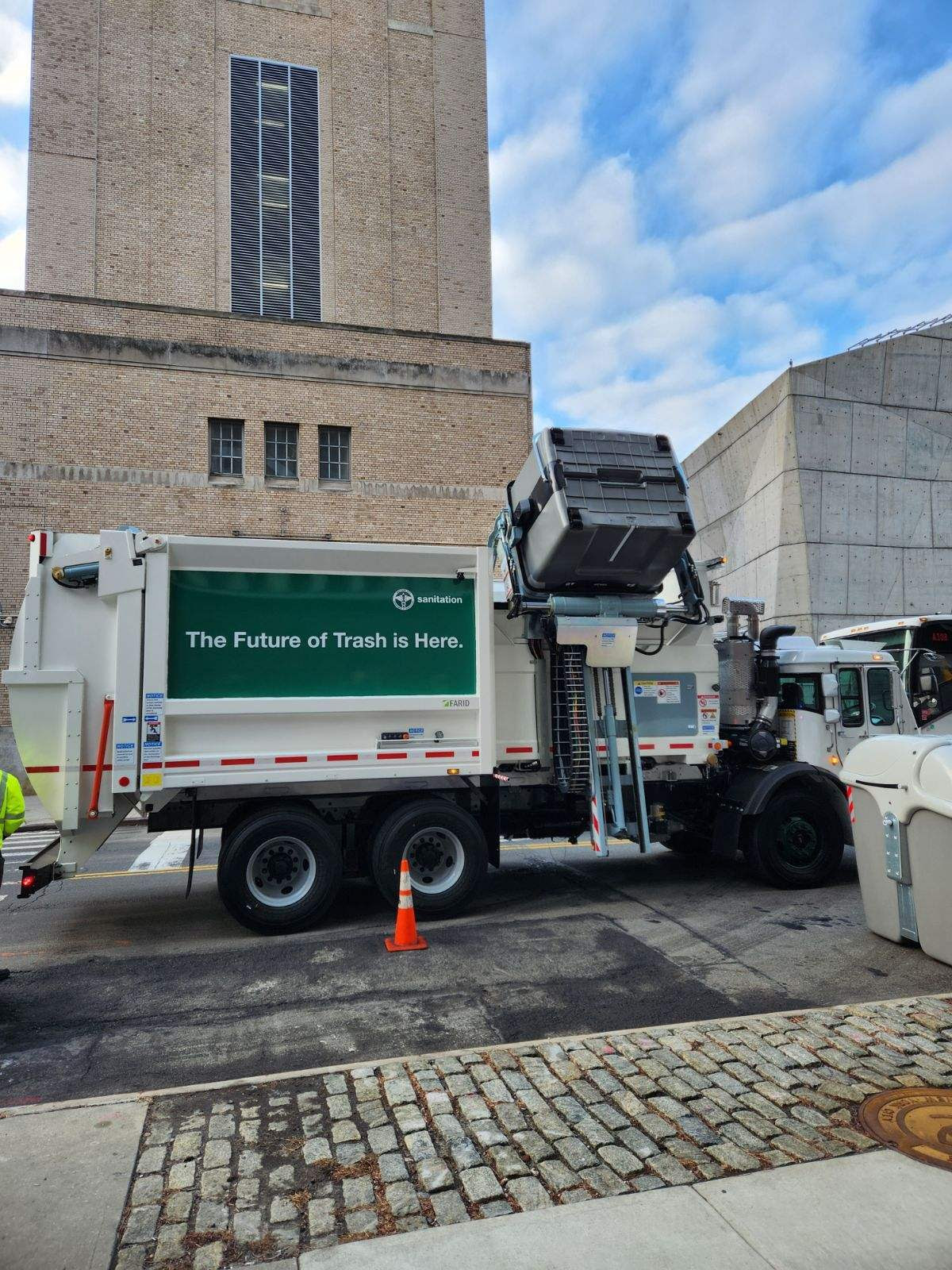 DSNY’s new, automated, side-loading garbage truck. Credit: New York City Department of Sanitation