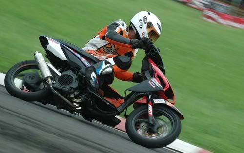 Foto Modifikasi Motor Drag (Velg 17, Drag Style) - Gary Blog - Information Technology