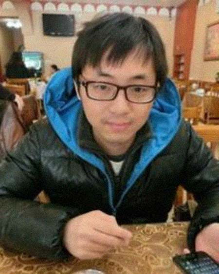 Wèi, shì xuésheng sùshè ma? çš‡è´žå­£ç®€åŽ† åäººç®€åŽ†
