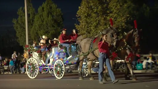 Tune in to ABC tomorrow morning for the â€œDisney Parks Magical Christmas Celebrationâ€! youtu.be/YBfidM8Le6o #DisneyChristmasCelebration