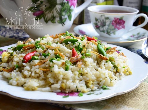 NASI GORENG KAMPUNG DI MALAM HARI - Dapur Tanpa Sempadan