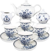 Blue and white porcelain cups tea set