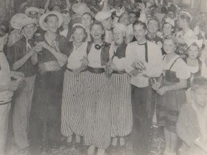 Primeiro baile de carnaval no Grande Hotel, em Goiânia, Goiás, em 1938 (Foto: Divisão de Patrimônio Histórico da Secretaria de Cultura de Goiânia)