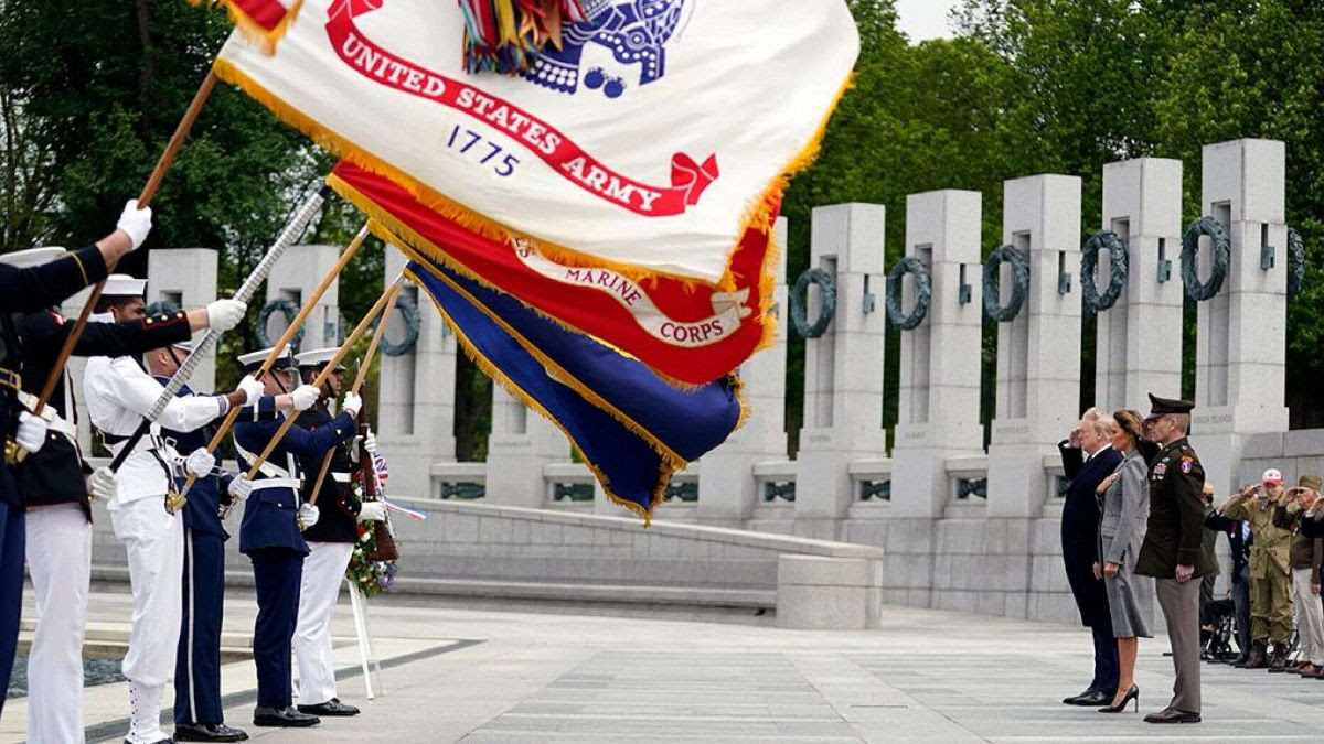 Trump at WWII Memorial