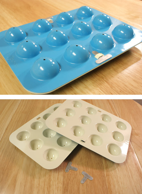 These cake pops from delish.com are super simple to make. Cake Pop Pan Vs Handmade Cake Pops