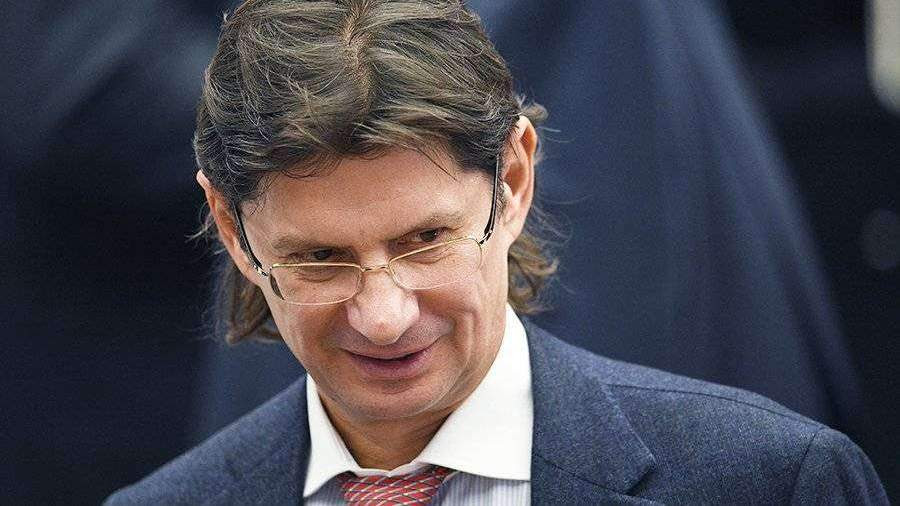 Супруга владельца «спартака» леонида федуна зарема салихова дала первое большое видеоинтервью — журналистке ксении собчак. Vladelca Moskovskogo Fk Spartak Feduna Gospitalizirovali S Covid 19 Novosti Izvestiya 07 05 2020