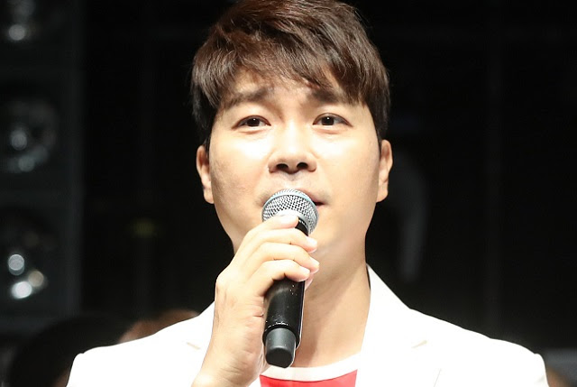 스포츠서울 이용수기자 개그맨 손헌수가 20년을 조우한 선배 박수홍, 윤정수에게 속마음을 털어놨다.2일 방송된 채널a '아이콘택트'에서는 윤정수와 손헌수의 이야기가 그려졌다.손헌수는 이날 윤정수, 박수홍 등 20년 지기들에게 이별을 고했다. ë°•ìˆ˜í™ í˜• ìž˜ëª» 100 ì¸ì •í•˜ê³  ì‚¬ê³¼í•˜ë©´ í•©ì˜ ê³ ë ¤ êµ­ë¯¼ì¼ë³´