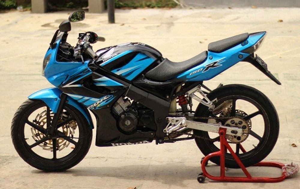 Striping Cbr 150 R Old 2006 Variasi Dan Ori - Sticker Striping Variasi