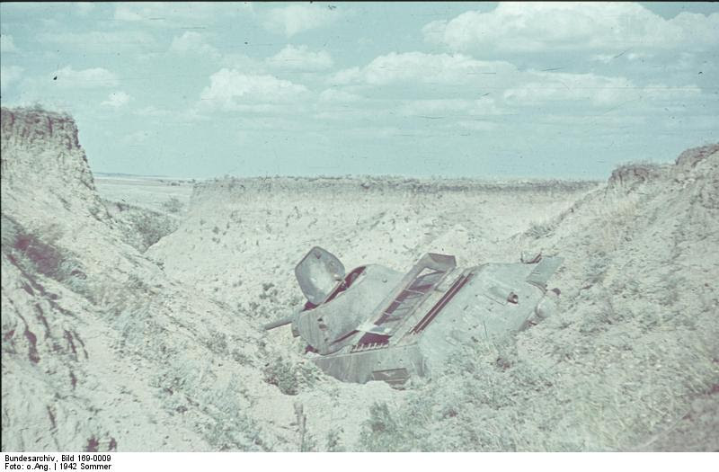File:Bundesarchiv Bild 169-0009, Sowjetischer Panzer T-34.jpg