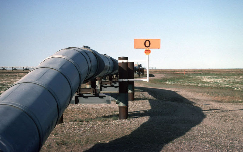 File:Trans-Alaska Pipeline.jpg