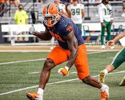 Owen Carney Jr., Illinois Fighting Illini defensive end