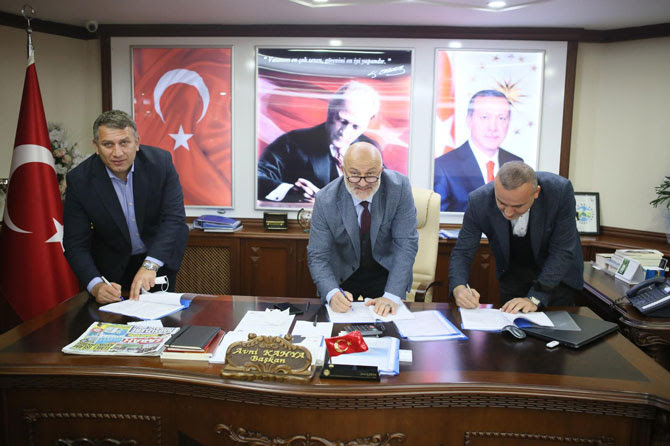 En son toplu sözleşme i̇ş başkan vekili dr. Ardesen Belediyesinde Toplu Sozlesme Sevinci