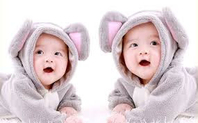 Gambar Bayi Kembar Yg Comel