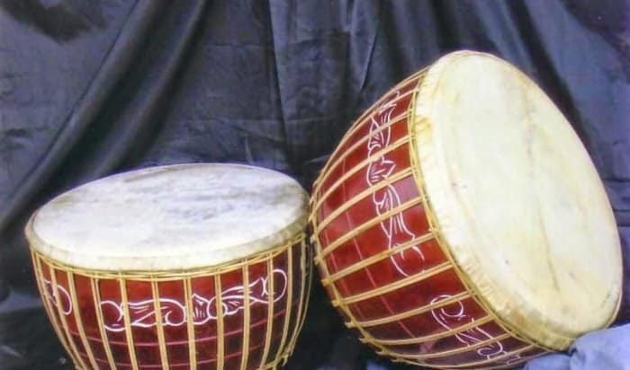 Alat musik gambang merupakan alat musik yang berkembang dan populer di daerah betawi, jawa tengah dan berbagai daerah di nusantara. 47 Alat Musik Tradisional Indonesia Beserta Asal Dan Penjelasannya